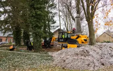 PomnikWdzięcznośćiPrace (10)