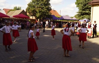 106 (Średnie)