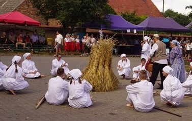 52 (Średnie)
