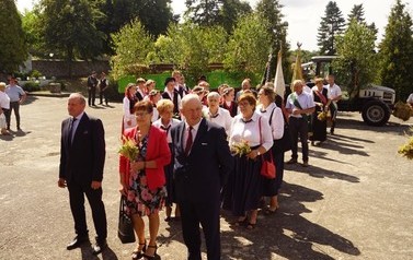 2 (Średnie)