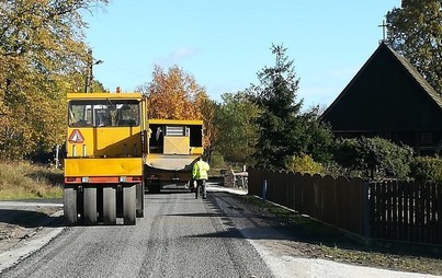 Zdjęcie do Na ukończeniu kolejny odcinek drogi Marianowo- Herburtowo 