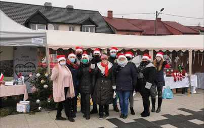 Zdjęcie do Świąteczno - noworoczne życzenia na wieleńskim targowisku 