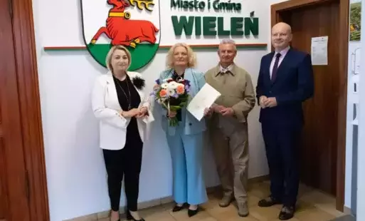 Zdjęcie do Burmistrz powierzyła stanowisko dyrektora